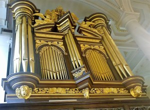 St Sepulchre-without-Newgate.jpg