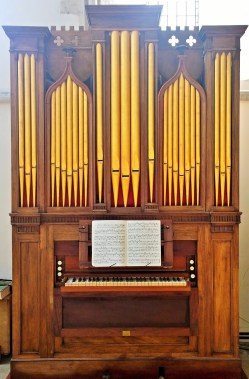 Pamber organ.jpg