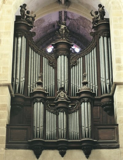 Souvigny organ Cliquote 1783.jpg